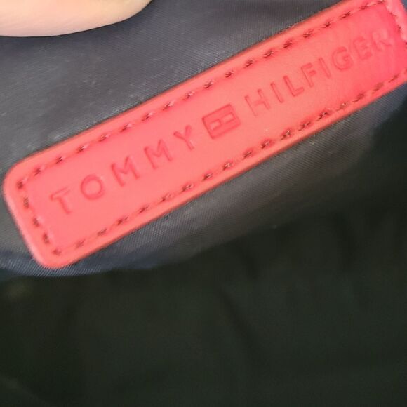 Tommy Hilfiger Gray Logo Bag - Picture 7 of 7